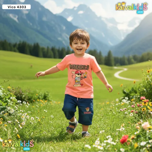 T-Shirt and Denim Shorts - 4303